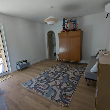With Large Pool, Close To Beaches Pérols