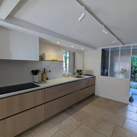 With Large Pool, Close To Beaches * Pérols